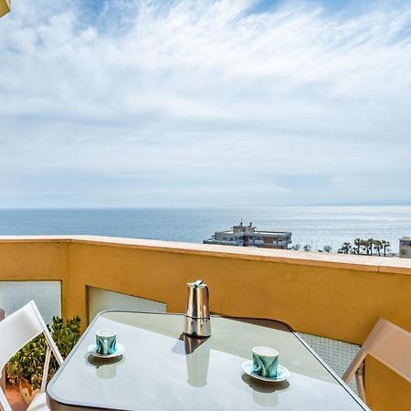 Catania Seaview Apartment With Balcony Exterior photo